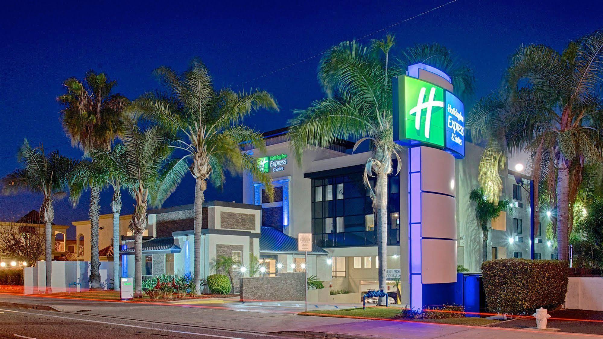 Holiday Inn Express & Suites Costa Mesa, An Ihg Hotel Exterior foto